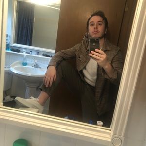 Meet your Posher, Bryan